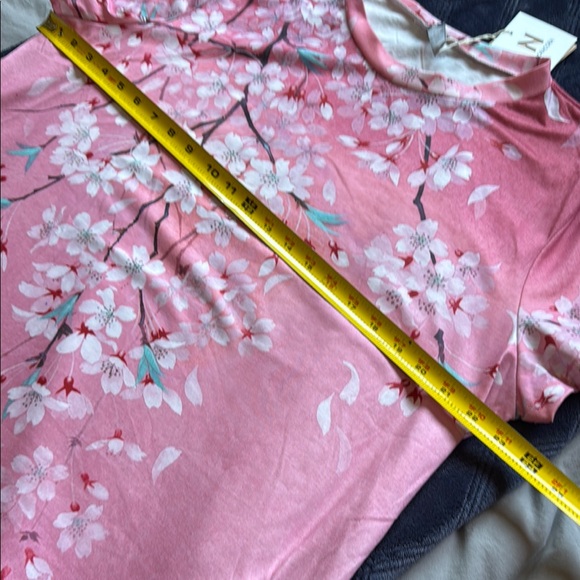 New Noracora Womens Cherry Blossom Pink Floral Tee size XXL - Picture 9 of 13